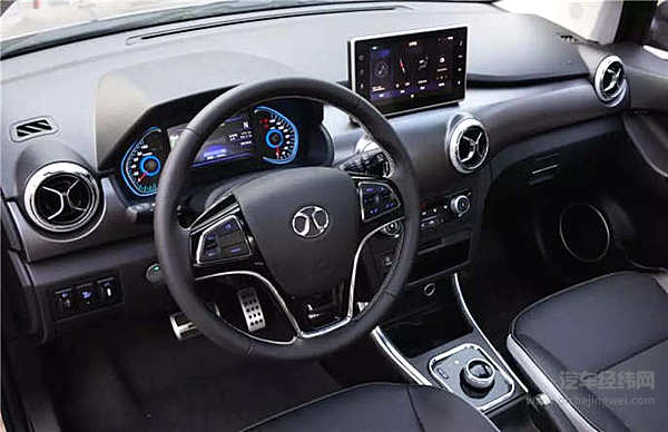 不怕“火”的新能源 北汽EC5续航400公里9.99万起售！