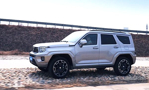 1001名老外来长城围观什么？