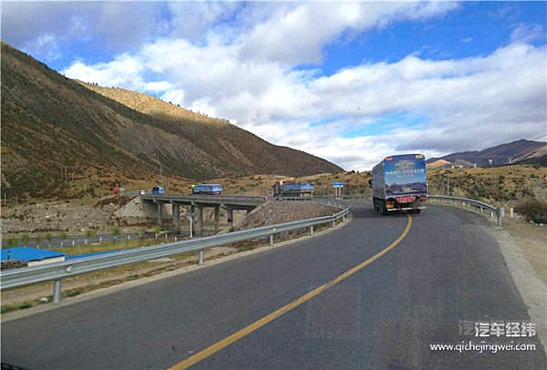 重汽品质鉴证之旅：艰辛旅程检验车辆性能 意外插曲展现重汽风采