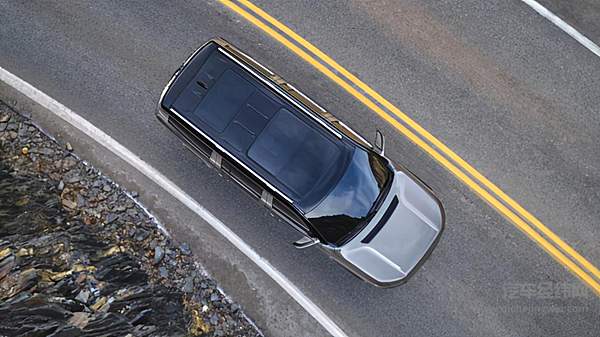 豪华V8车型聚众上线 JEEP大瓦格尼威风不减