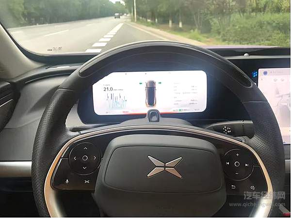 最高配置反成鸡肋？小鹏P7各版本要如何选