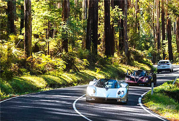 开着帕加尼环南太平洋 看一眼都是赚到了！