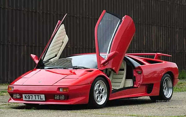 告别李·艾柯卡，告别一个汽车的黄金时代