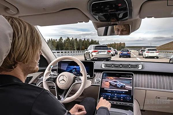 梅赛德斯-奔驰在德国荣获全球首个有条件自动驾驶（L3）系统国际认证