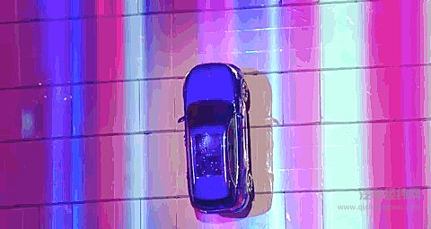 红旗在春晚上做了一场全球发布会！