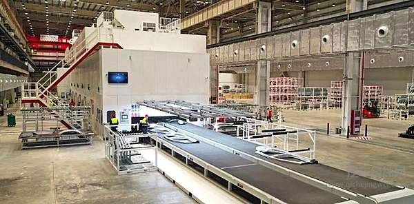 特斯拉国产Model 3下线 周产3000辆或引行业“地震”