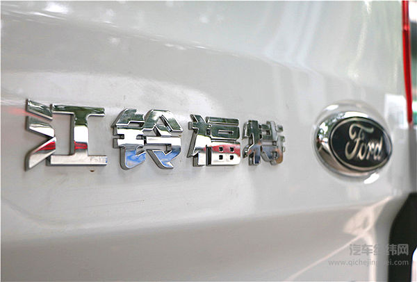 江铃福特新全顺：欧系轻客新“霸道总裁”