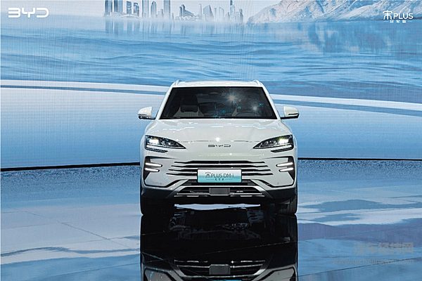 宋PLUS冠军版逆势涨价 换上“海豹脸”后能否延续辉煌？