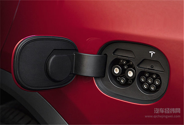 特斯拉Model S/X广州车展齐亮相 换装“新国标”迎合中国市场