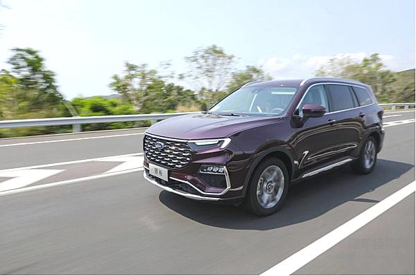 顾家暖男 全新福特领裕中大型SUV让三代同堂出行无忧