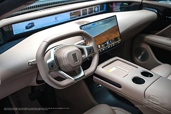 智能化旗鼓相当 阿维塔07能否挑战岚图知音？