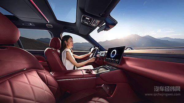 40万级大型SUV对决 智己LS9与岚图泰山谁更强？