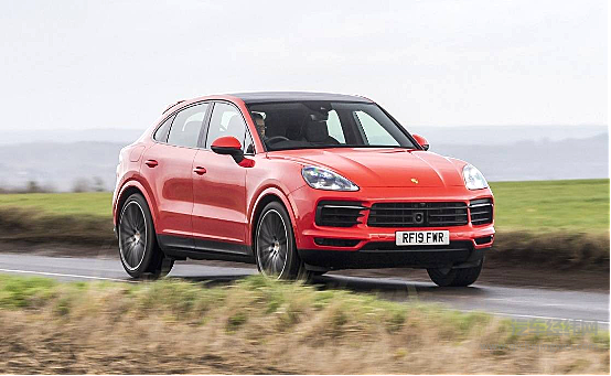 豪华中大型SUV正面PK 路虎揽胜运动版与保时捷卡宴谁更强？