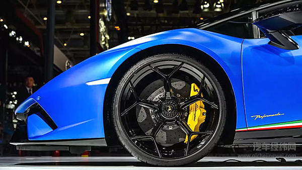 兰博基尼动感“三车行” 你Pick哪一款？