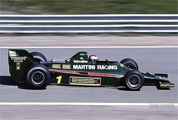 赛车和量产车有什么不同？