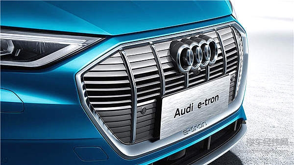面对特斯拉“挑衅” 奥迪e-tron第一个站出来！