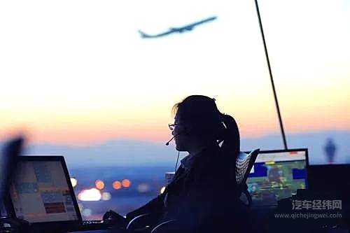 传统主机厂纷纷加入飞行汽车研发大军 飞行汽车是下一个风口？