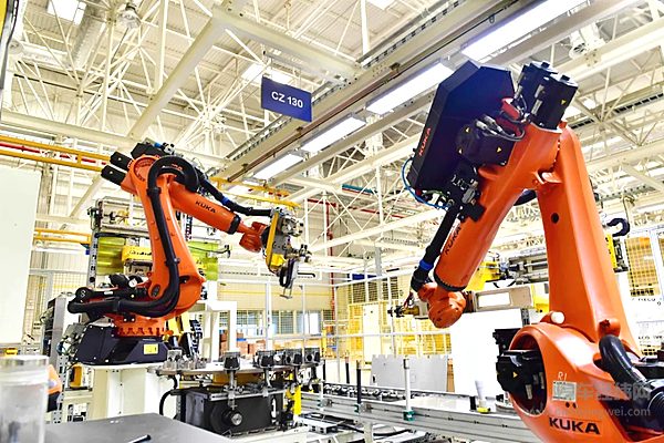 从智造到质变：南京依维柯以产品迭代创新 打造可持续出行新标杆