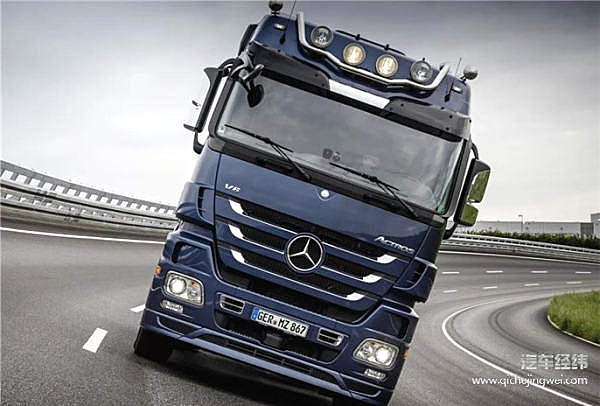 为何一个车标能值三万？起作用的可不只是品牌