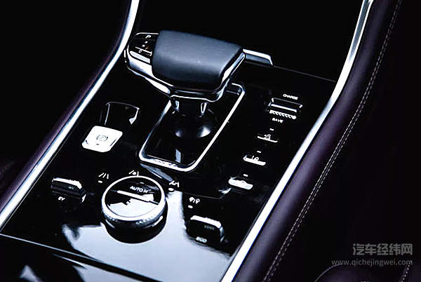 长安CS75 PHEV魔都现身 老船厂无需wait wait wait！