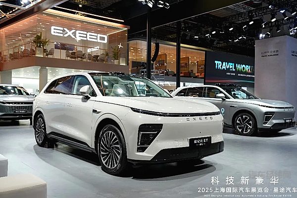 外国友人点赞星途汽车：国际化视野下的品牌崛起