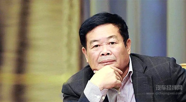 踩着蔚来捧特斯拉 不必！