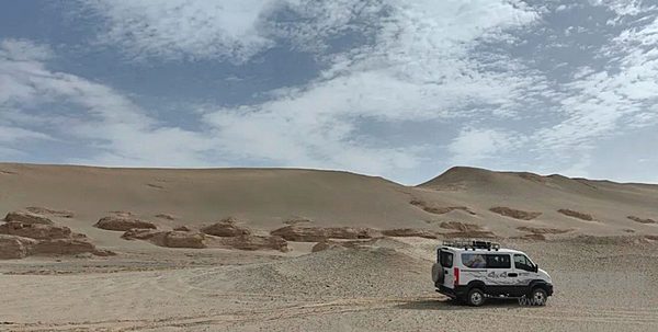 全时四驱+三把锁 让欧霸·山海在戈壁滩上跳探戈