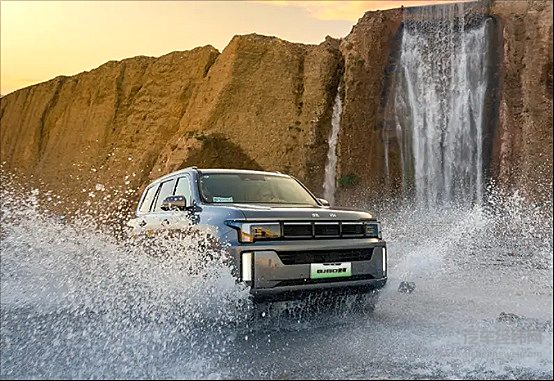 北京BJ60雷霆实力不错 但为何卖不过深蓝G318？