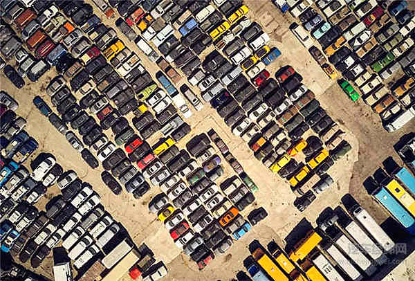 没有这些车和人，恐怕就没有那些你爱看的好莱坞大片了