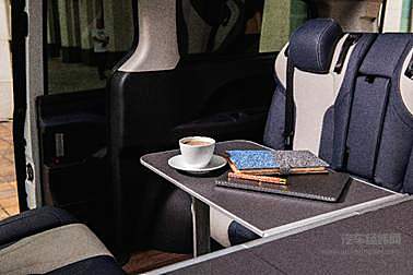 最像房车的MPV RG20打造移动客厅