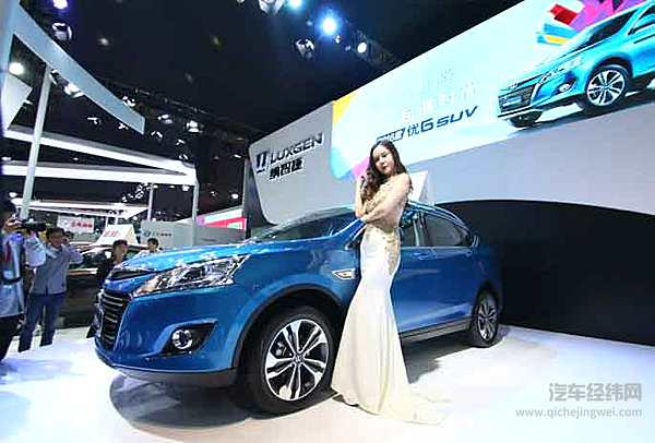 武汉车展“名模助阵” 谁会让你“心跳加速”？