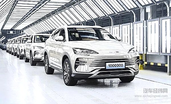 宋PLUS DM-i实力强悍 星舰7 EM-i能靠性价比获胜？