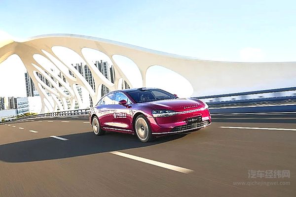 华为系内斗 享界S9与阿维塔12谁更强？