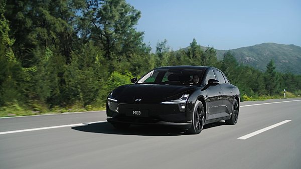 10万元左右可入手 深蓝SL03与小鹏MONA M03 谁更懂年轻人？