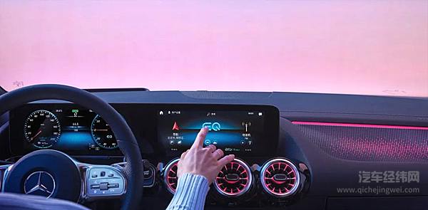 奔驰电动车为什么卖不过特斯拉？ 对比一下EQA与Model Y就知道了