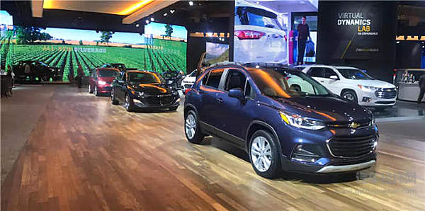 都说底特律车展凉，我带你看看到底有多凉