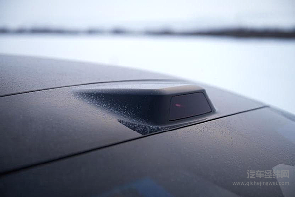 仰望U7北京车展实车亮相 首搭革命性技术云辇-Z