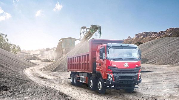 中短途工程運輸 運輸人為何偏愛乘龍H7純電自卸車？