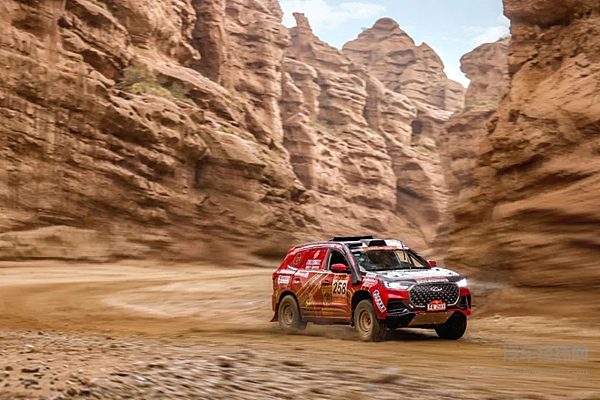 永远不要低估一颗冠军的心！瑞虎8车队奋勇集结 将再战