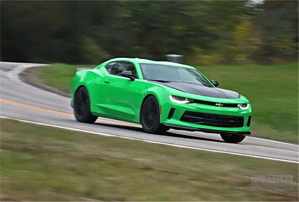 雪佛兰科迈罗的美式硬汉风 不秀肌肉秀强心脏