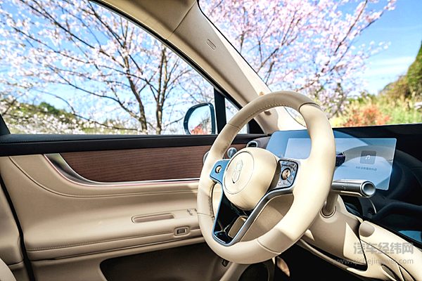 混动竞争之年 增程对比插混谁更具优势