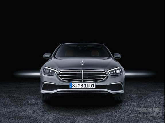 云端首发 焕然E新 梅赛德斯-奔驰新一代E级车等多款车型全球首发