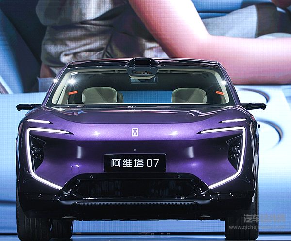 华为系对决上汽系 阿维塔07与智己LS6谁更强？