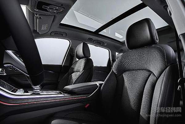 别人的高配就是奥迪的标配？ 奥迪Q7搅动豪华SUV市场