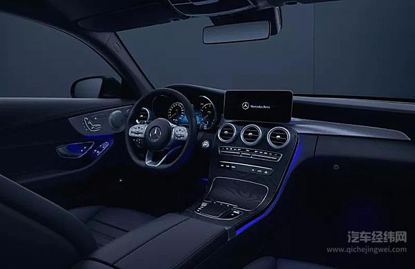 40万元以内豪华中级车二选一 奥迪A4L和奔驰C级谁更惊艳？