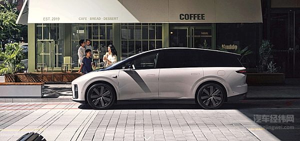 都在瞄准纯电6座SUV 理想、乐道、问界谁做得更好？