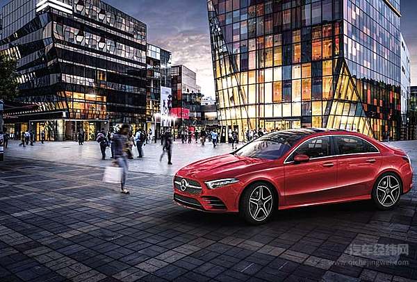 奔驰连连看 这么多车今天都是你们的！