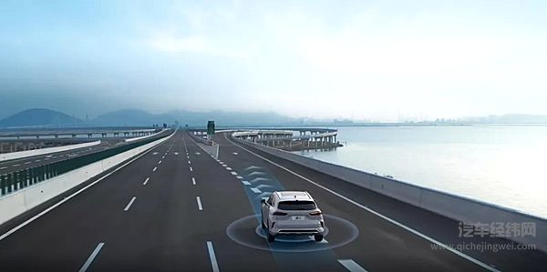 魏牌摩卡搭载NOH智慧领航辅助驾驶系统