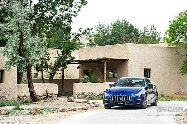 驰骋奔腾西北疆域 深度体验三叉戟品牌全系家族的强悍操控与野性魅力