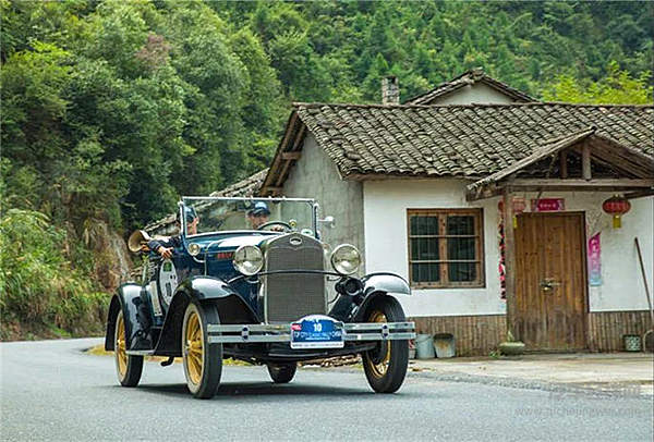 传承经典 致敬未来 “2018中国国际名城经典车拉力赛”焕新而来